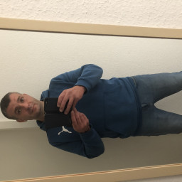 Максим, 46