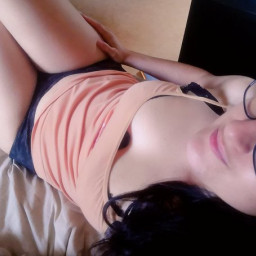 Laeticia, 25