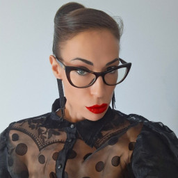 MISTRESS JULIA, 35