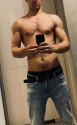 Deniss, 33