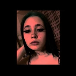 Veronika, 24
