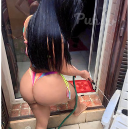 Paula, 25
