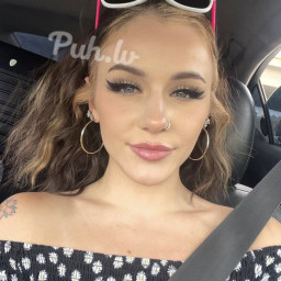 Christelle, 23