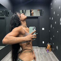 Rachelle, 27