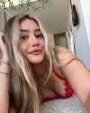 Britta, 24