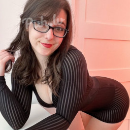 Elisabeth chaude au lit, 27