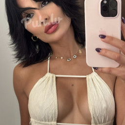 Rachelle, 27