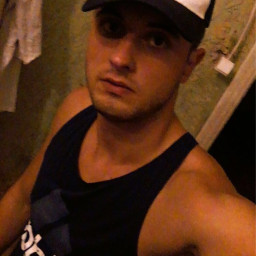 Deniss, 26