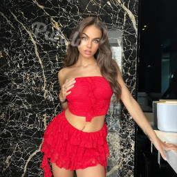 Monica, 24