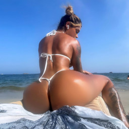 Beruska Gil, 27