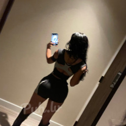 Rachelle, 26