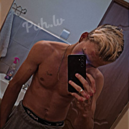 Markuss Ņeverovskis, 21