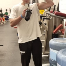 Vlad, 25
