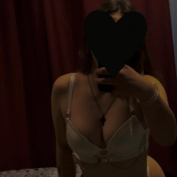 Sanita, 19