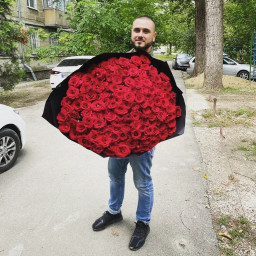 Adam, 30