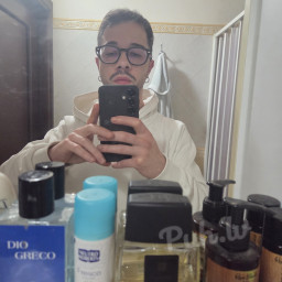 Angelo, 28
