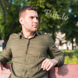 Aleksandrs, 37